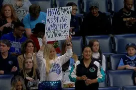 九游娱乐-莱斯特城夺冠纪录片